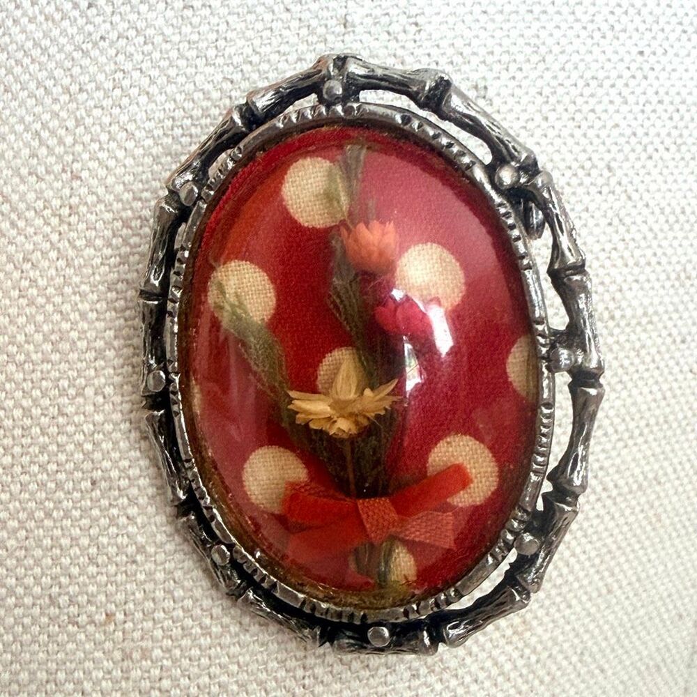Vintage Pressed Dried Flower Brooch/pendant